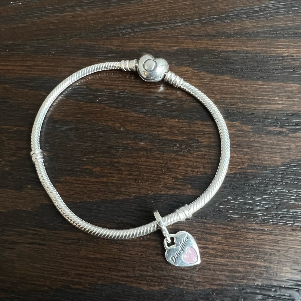 925 STERLING SILVER PANDORA BRACELET WITH HEART
CLASP AND ADDITIONAL CLASP